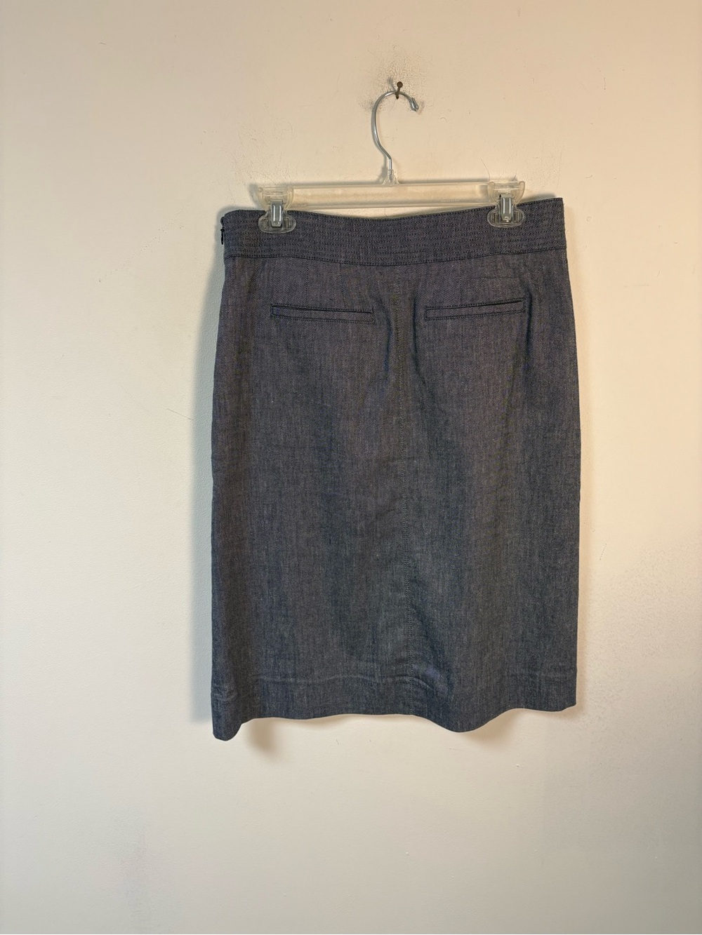 Talbots Women’s Chambray Button-Accent ALine Skirt size 6 - Picture 2 of 12